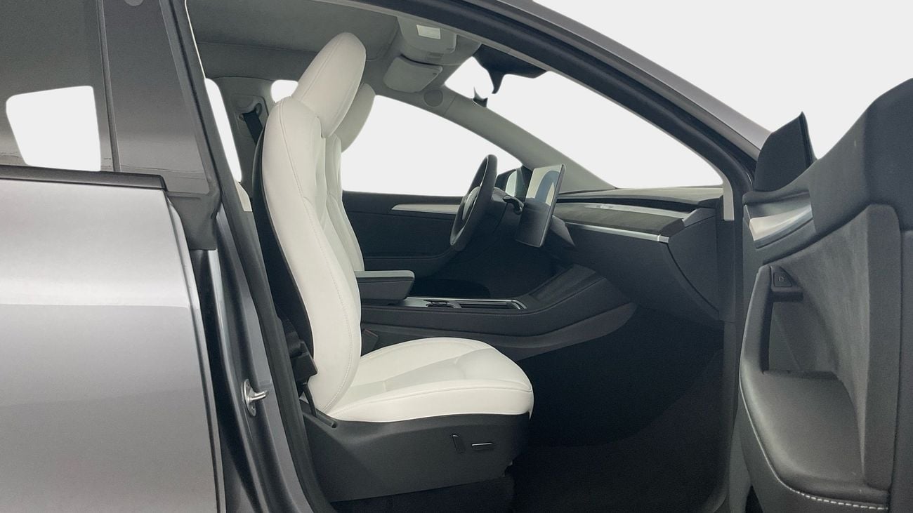 تسلا موديل Y Performance (Dual Motor) | upto AED 20,000 Ramadan Discount | شامل الضمان | 0 ﺪﻔﻋﺓ ﺃﻮﻟﻯ