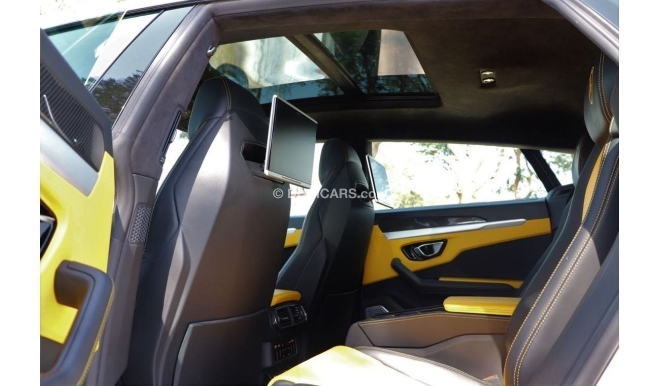 Used URUS 2020 GCC FULL OPTION ORIGINAL PAINT TOW YEARS WARRANTEE INCLUDING SERVICE