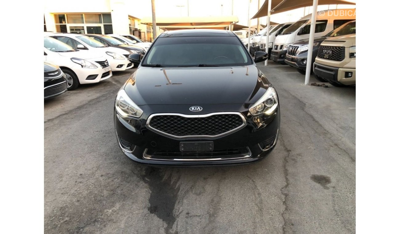 Kia Cadenza GCC V6 FULL OPTION