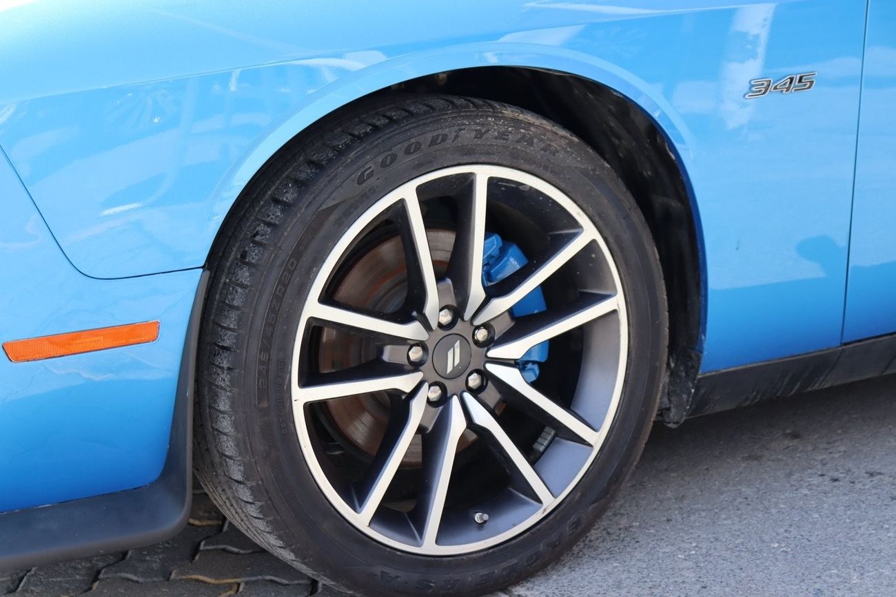 Dodge Challenger R/T 5.7L (375 HP) Dodge Challenger R/T Last Call / 2023 /USA / 5.7L / Only 21,000Mi