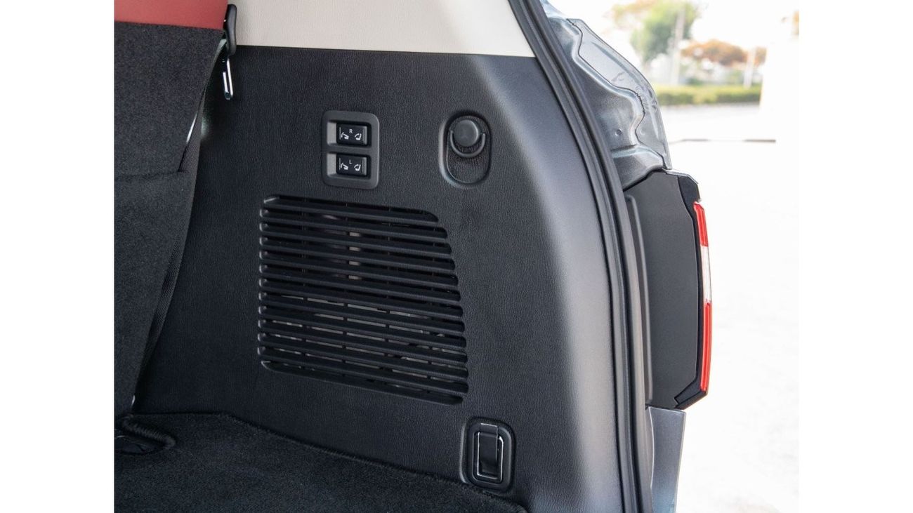 نيسان باترول Platinum V6/4WD/USED Like New/GCC/ 3 Years Warranty & 50k Kms Services