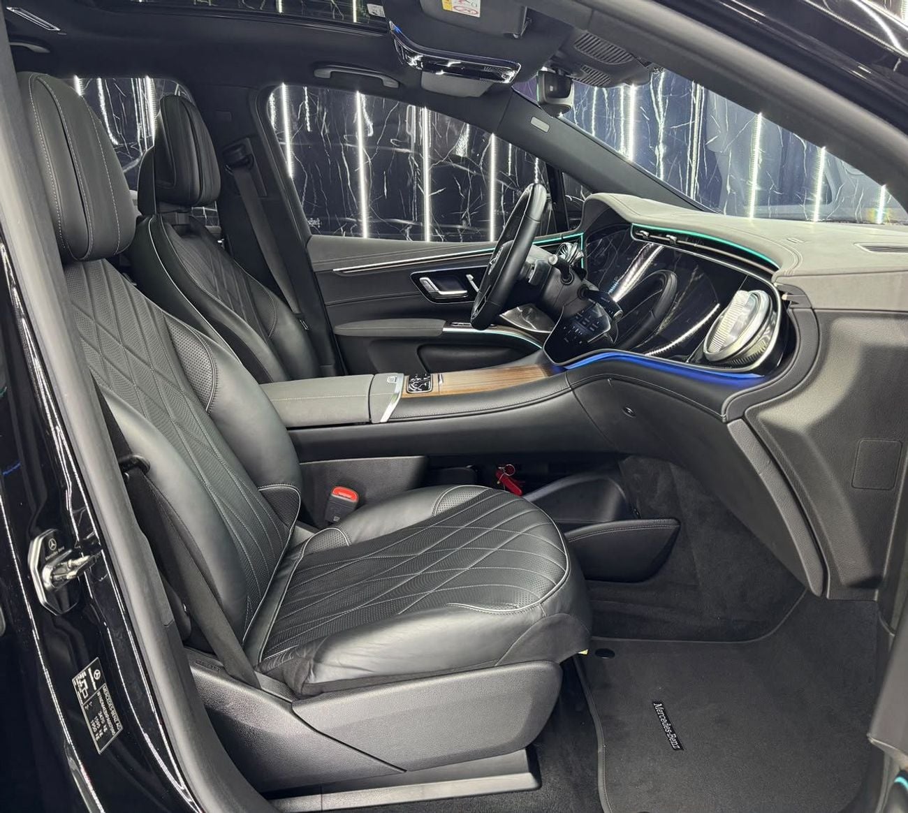 Mercedes Benz EQS 580 EQS 580 4MATIC Korean | Luxury 7 seater  SUV | Fully Electric | Well Maintained