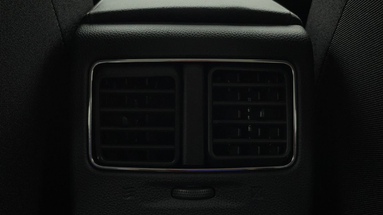 Renault Duster LE 1.6 | Zero Down Payment | Home Test Drive