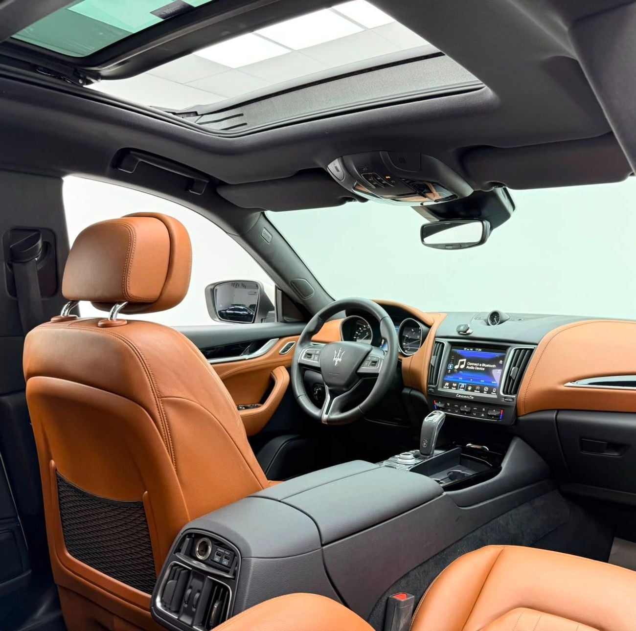 Maserati Levante STD 2019 Maserati Levante Q4, Warranty, Full Maserati Service History, Excellent Condition, GCC