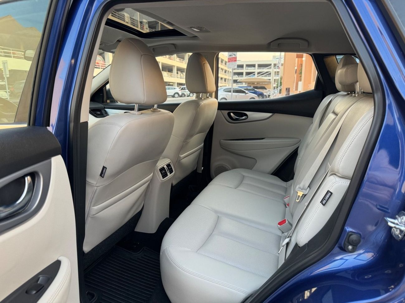 نيسان كاشكاي Panorama AWD 360 cameras