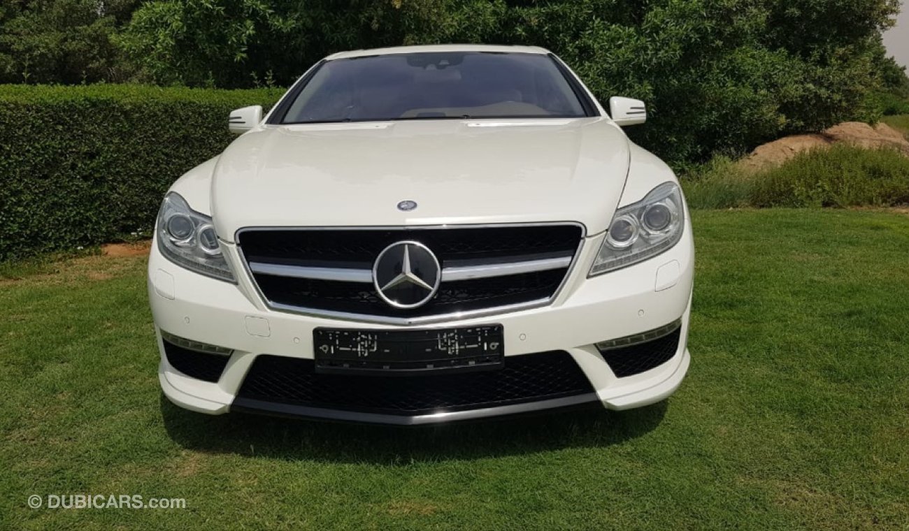 مرسيدس بنز CL 63 AMG موديل 2012 ياباني حاله ممتازه من الداخل والخارج كراسي جلد ومثبت سرعه وتحكم كهربي كامل ونظام صوت ممتا