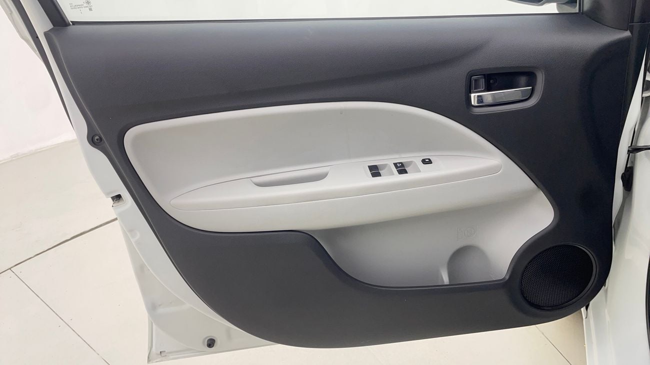 ميتسوبيشي اتراج GLX HIGHLINE 1.2 | بدون دفعة مقدمة | اختبار القيادة في المنزل