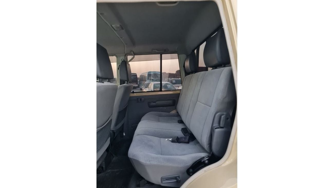 Toyota Land Cruiser Pick Up Double Cabin GX.L