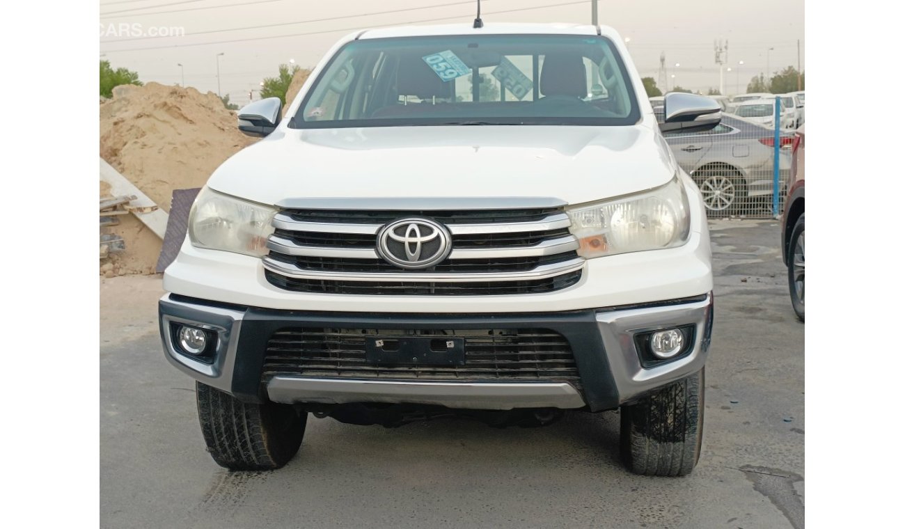 تويوتا هيلوكس 2.4L  Petrol, Manual Gear Box / Leather Seats / 4X4 (LOT # 94920)