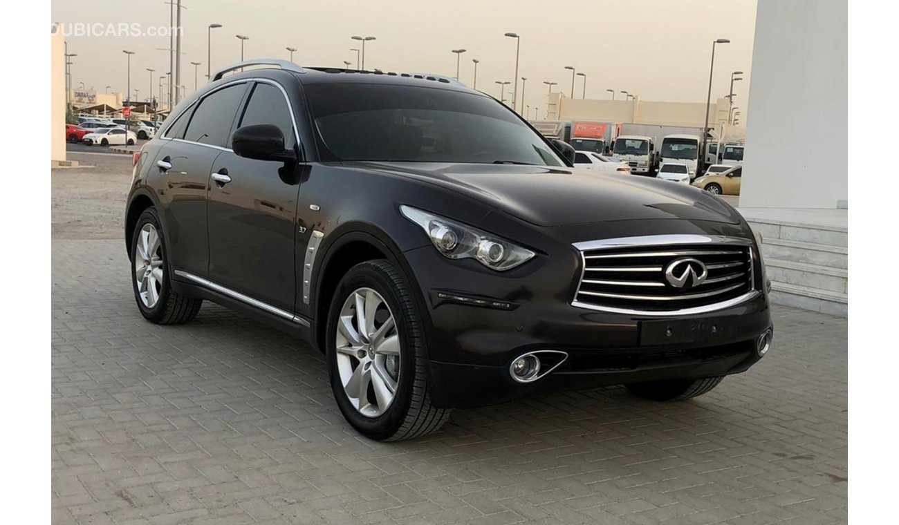 Infiniti QX70 Excellence