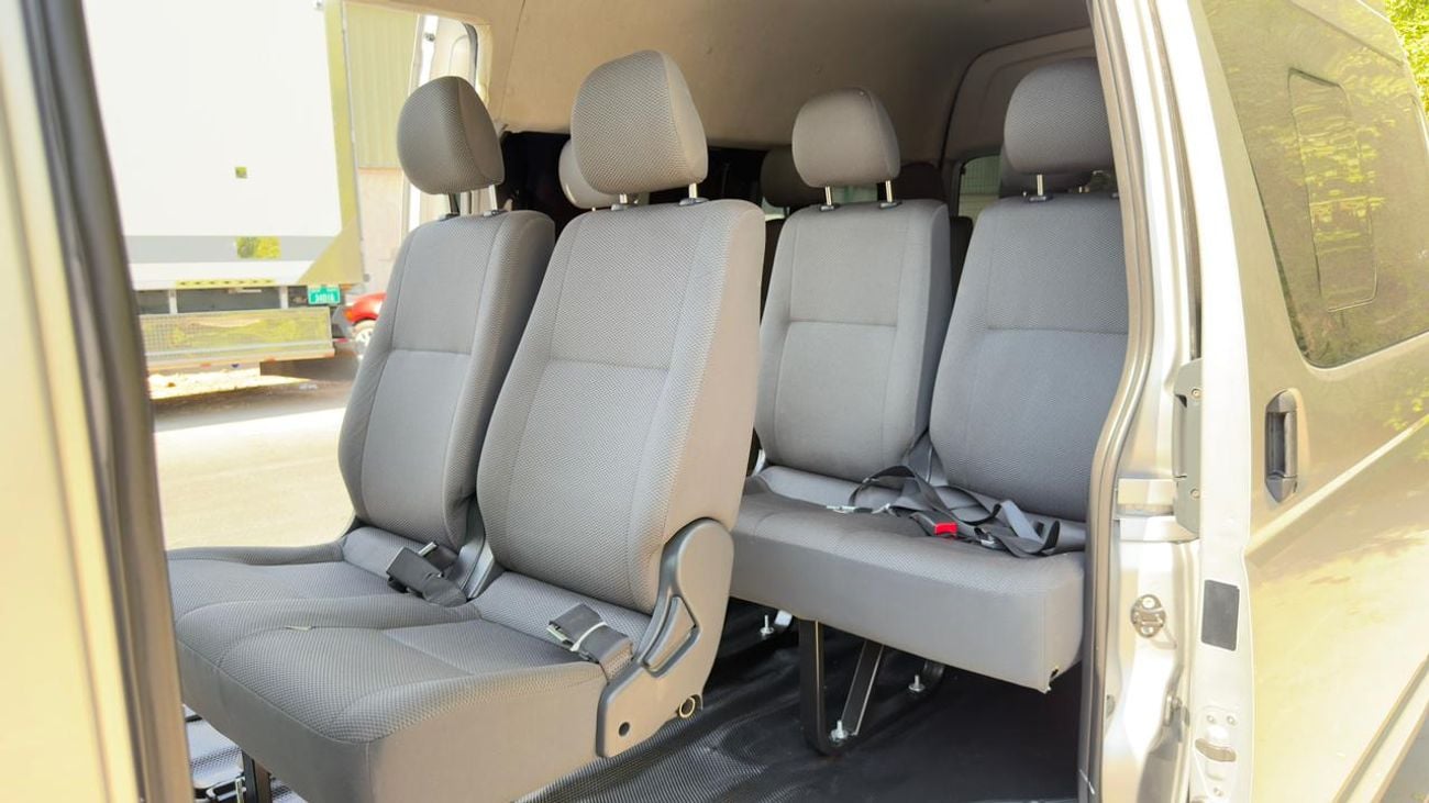 Toyota Hiace 14 SEATER | 2016 | 3.0 DIESEL ENGINE | RHD | 2WD | AUTOMATIC TRANSMISSION