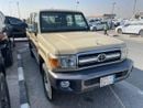 تويوتا لاند كروزر بيك آب Std 4.0L Double Cab Utility 4WD