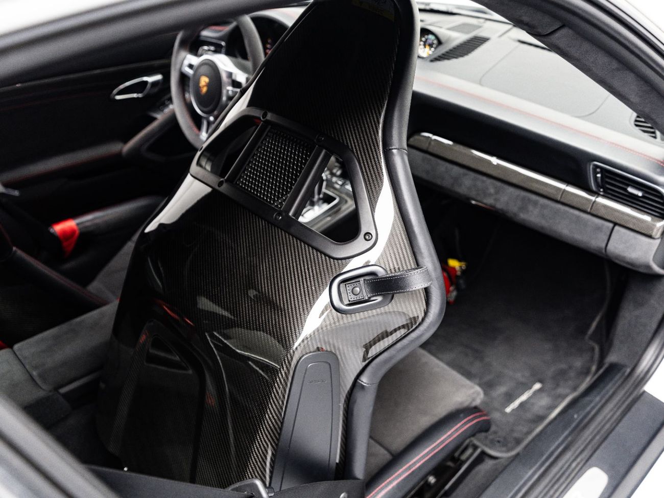 بورش 911 GT3 3.8L (475 HP) Coupe