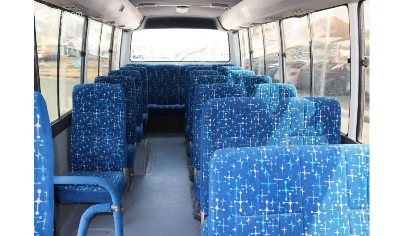 نيسان سيفيليان 2006 - CIVILLIAN SCHOOL BUS - WITH 23 SEATS GCC SPECS ((EXCELLENT CONDITION INSPECTED))