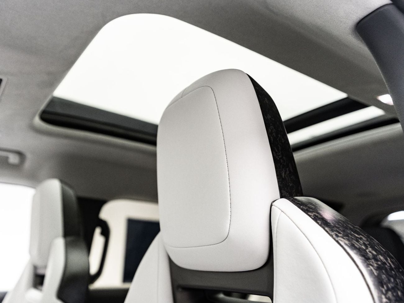 Land Rover Defender 110 P635 OCTA V8 Exclusive Extended Eid Offer - Limited Time Only! 2030 Warranty + Service Cont