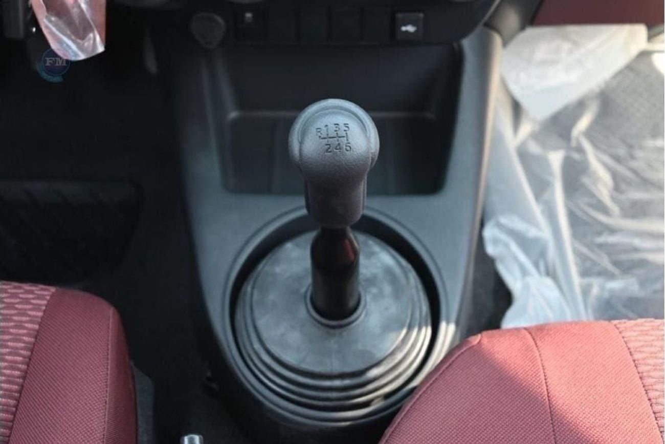 Toyota Hilux Double Cab GL2 2.4L Diesel 4WD Manual