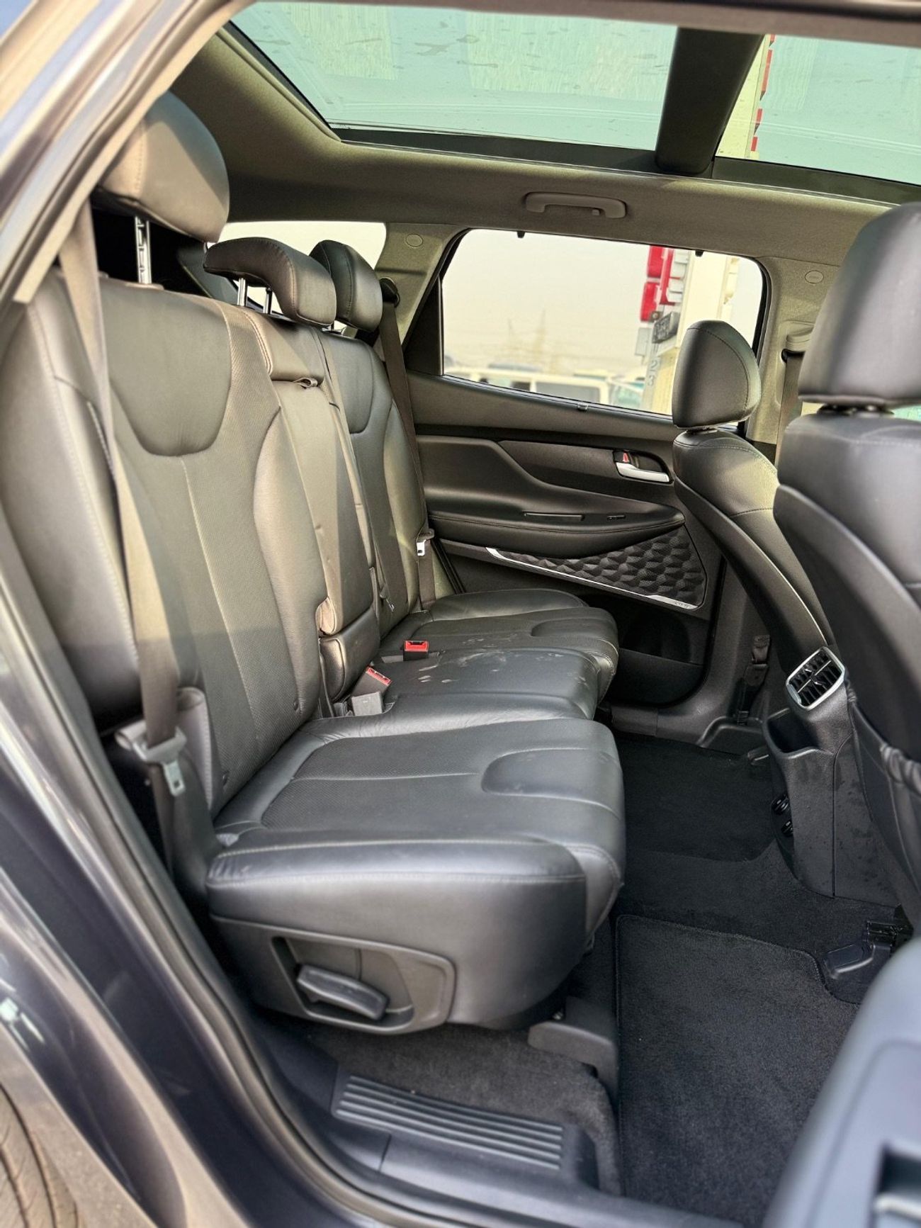 Hyundai Santa Fe Full option panoramic
