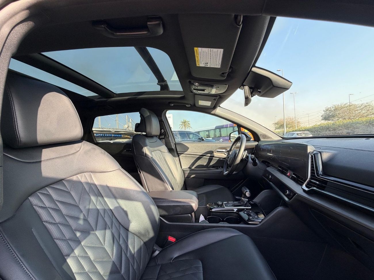 كيا سبورتيج 2023 LIMITED PANORAMA TOP OPTION CANADA SPEC