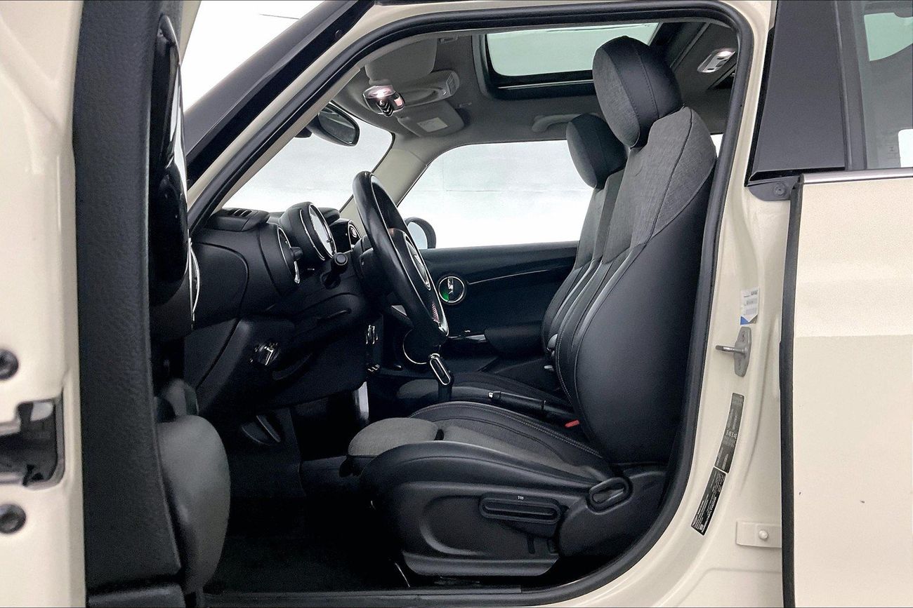 Mini Cooper Cooper | Guaranteed Warranty | 0 Down Payment