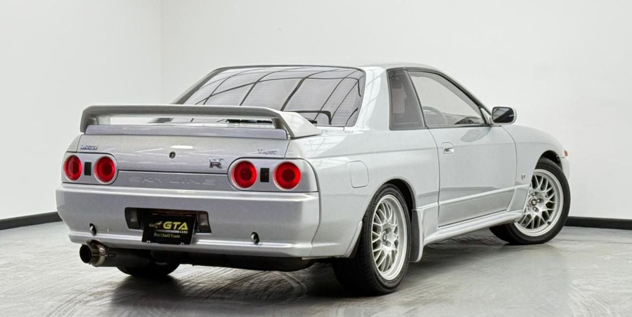 Nissan Skyline 1993 Nissan Skyline GT-R ,Full Service history ,Excellent Condition ,GCC