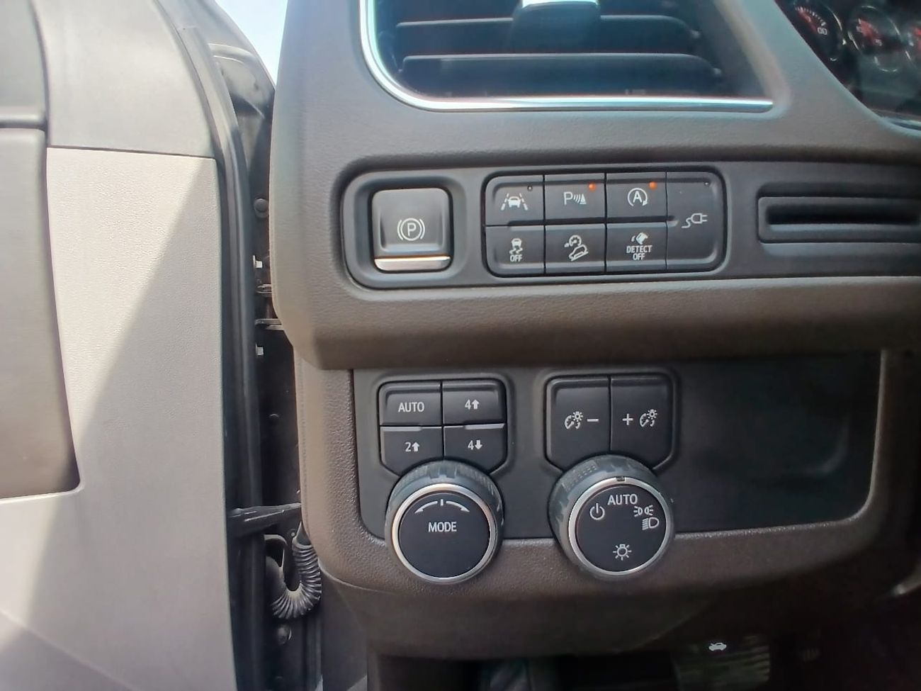 Chevrolet Tahoe LT 5.3L 4WD