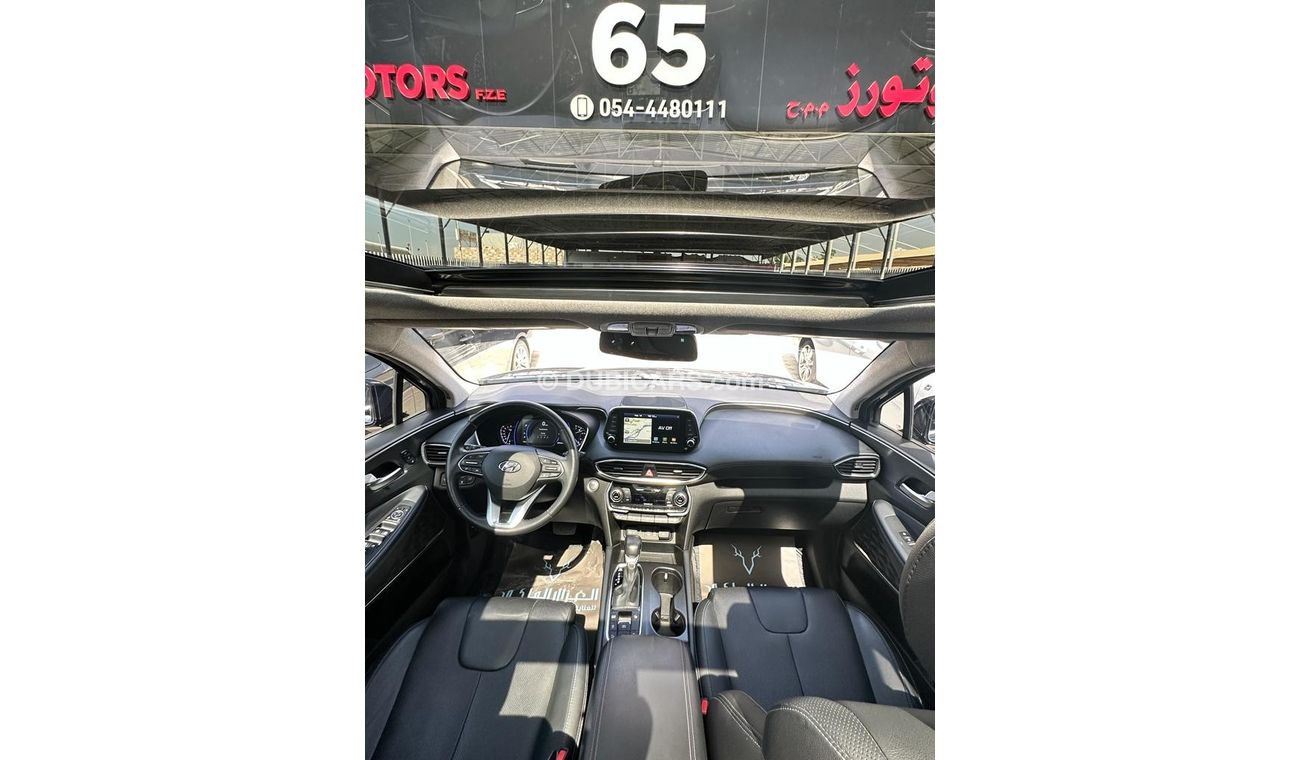 هيونداي سانتا في