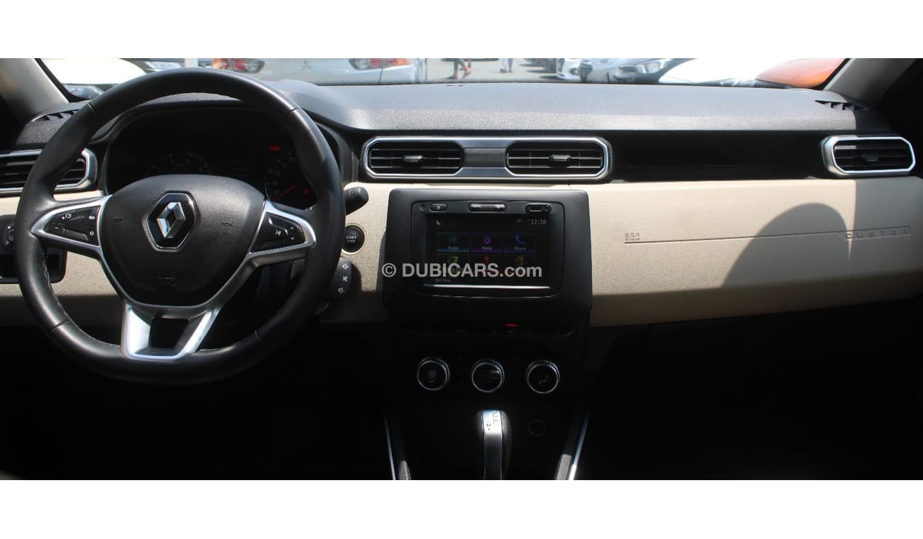 Renault Duster SE Plus ACCIDENTS FREE- GCC - ORIGINAL PAINT - ENGINE 1600 CC -  360 CAMERA - FULL OPTION