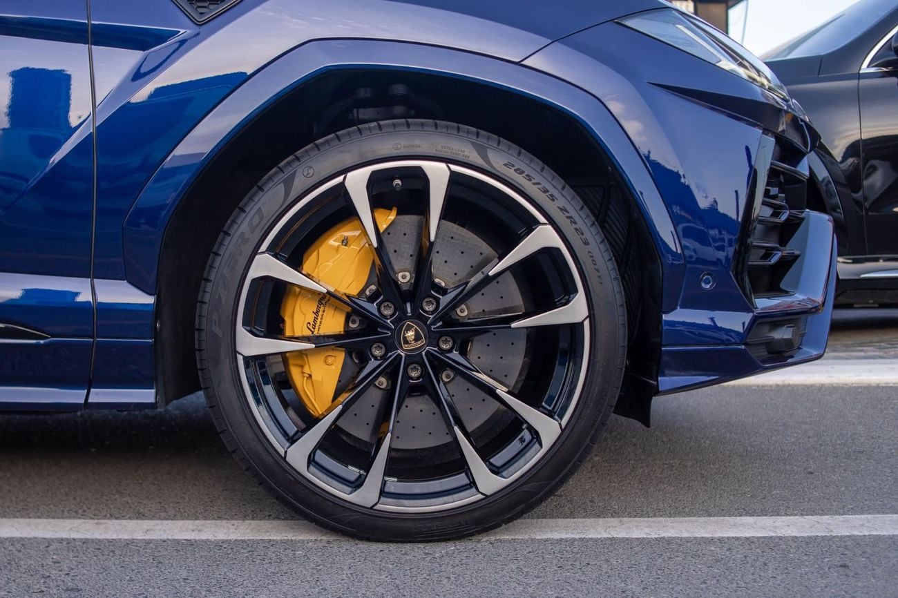 Lamborghini Urus STD 4.0T V8