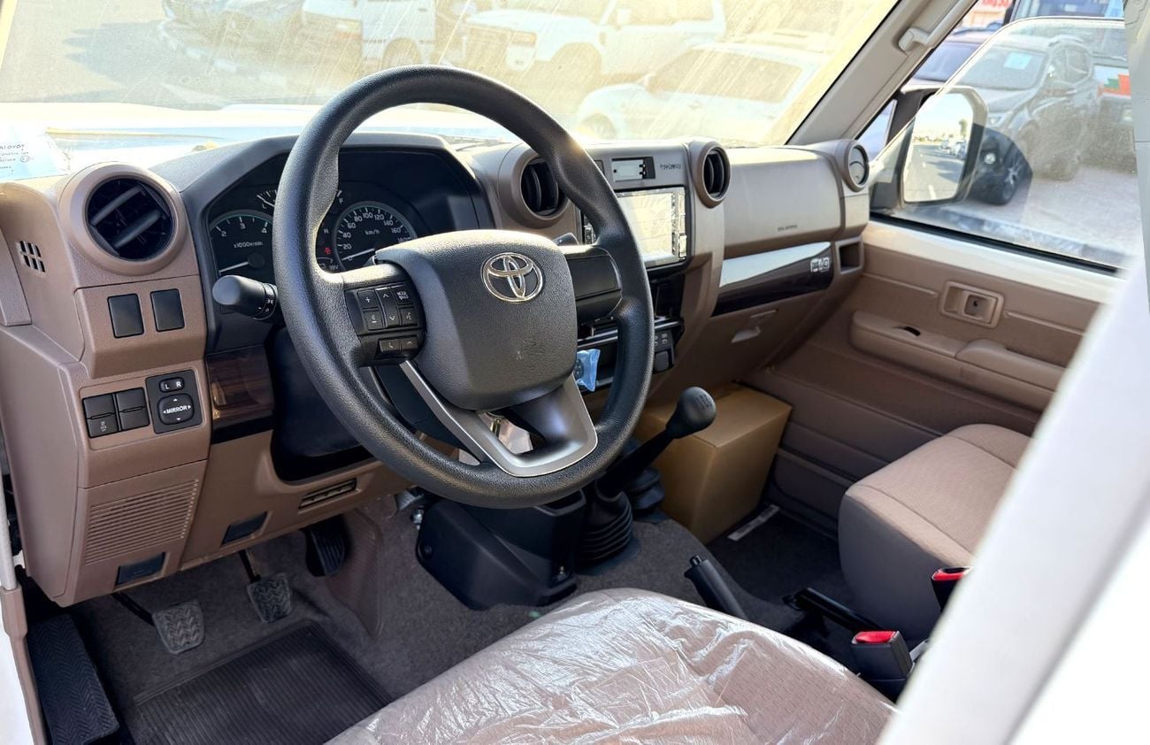 Toyota Land Cruiser DLX Manual 4WD 2.8L DIESEL