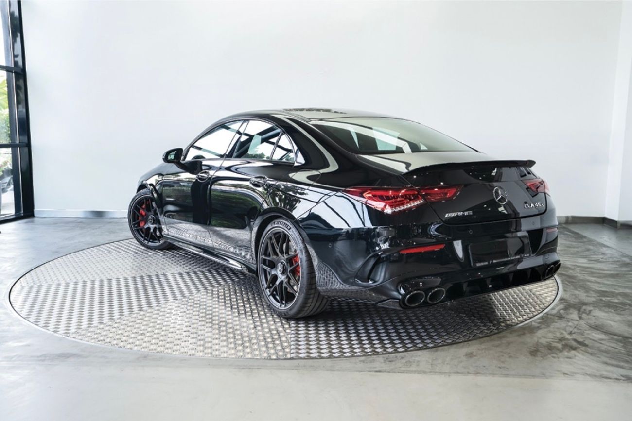 Mercedes-Benz CLA 45 S AMG