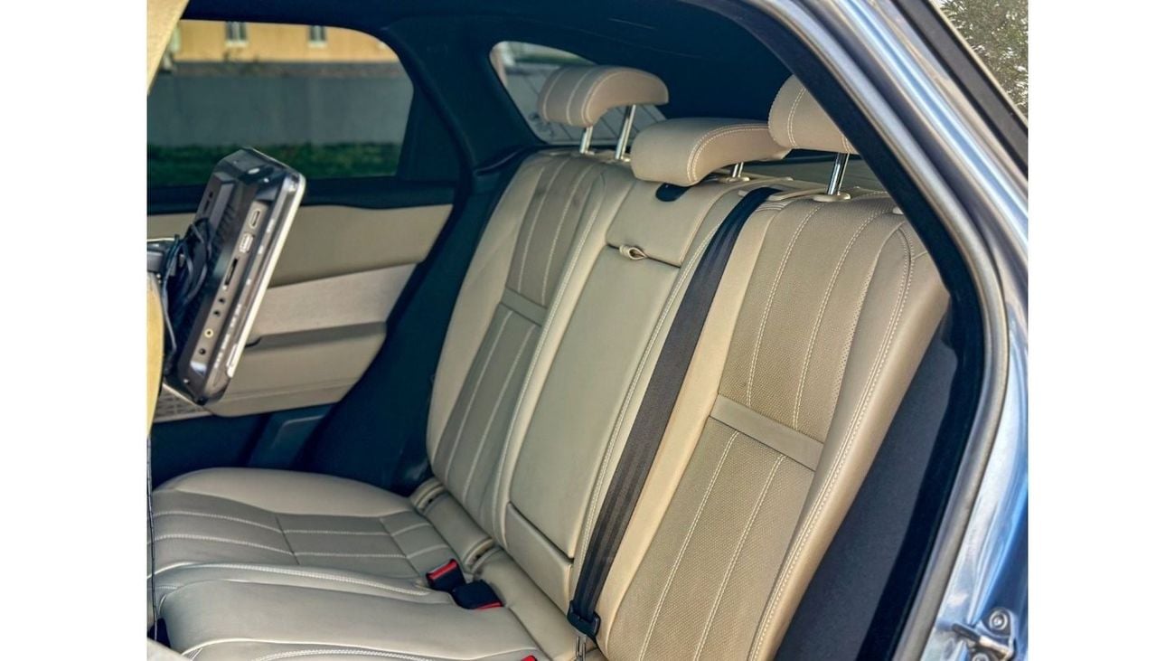 Land Rover Range Rover Velar 2020 Land Rover Range Rover Velar P250 R-Dynamic SE, GCC Warranty , Full Service History , 5dr SUV,