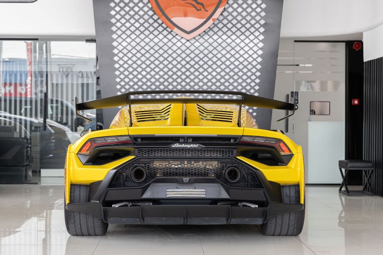 لامبورغيني هوراكان Lamborghini Huracan STO | Warranty Available | 2022