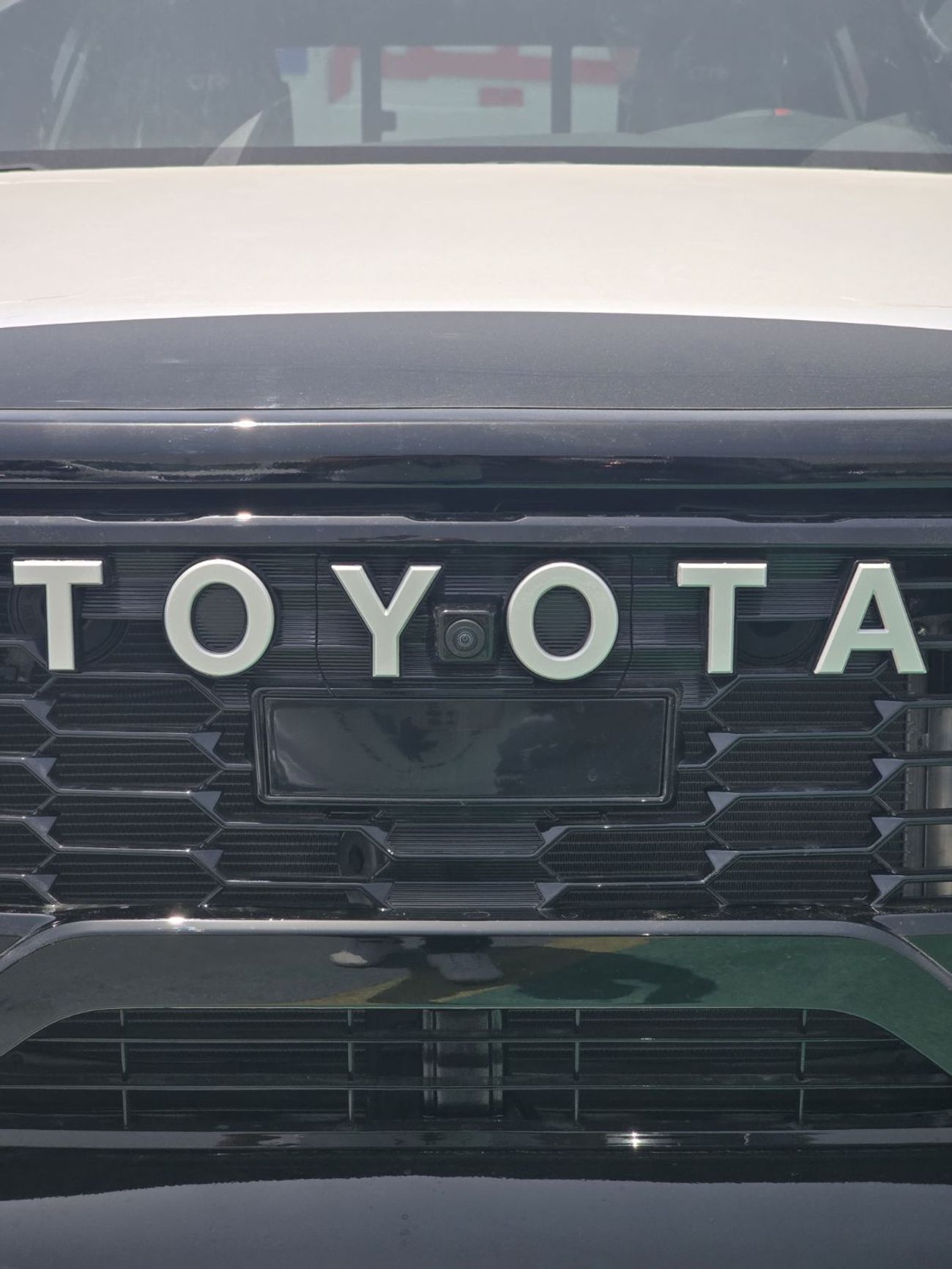 Toyota Hilux GR Sport 4.0L 2025 MODEL