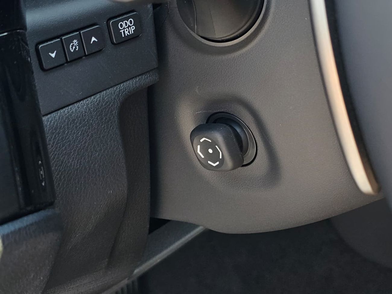 Lexus ES300h Lexus ES300H 2.5L Hybrid, Color Black Model 2024