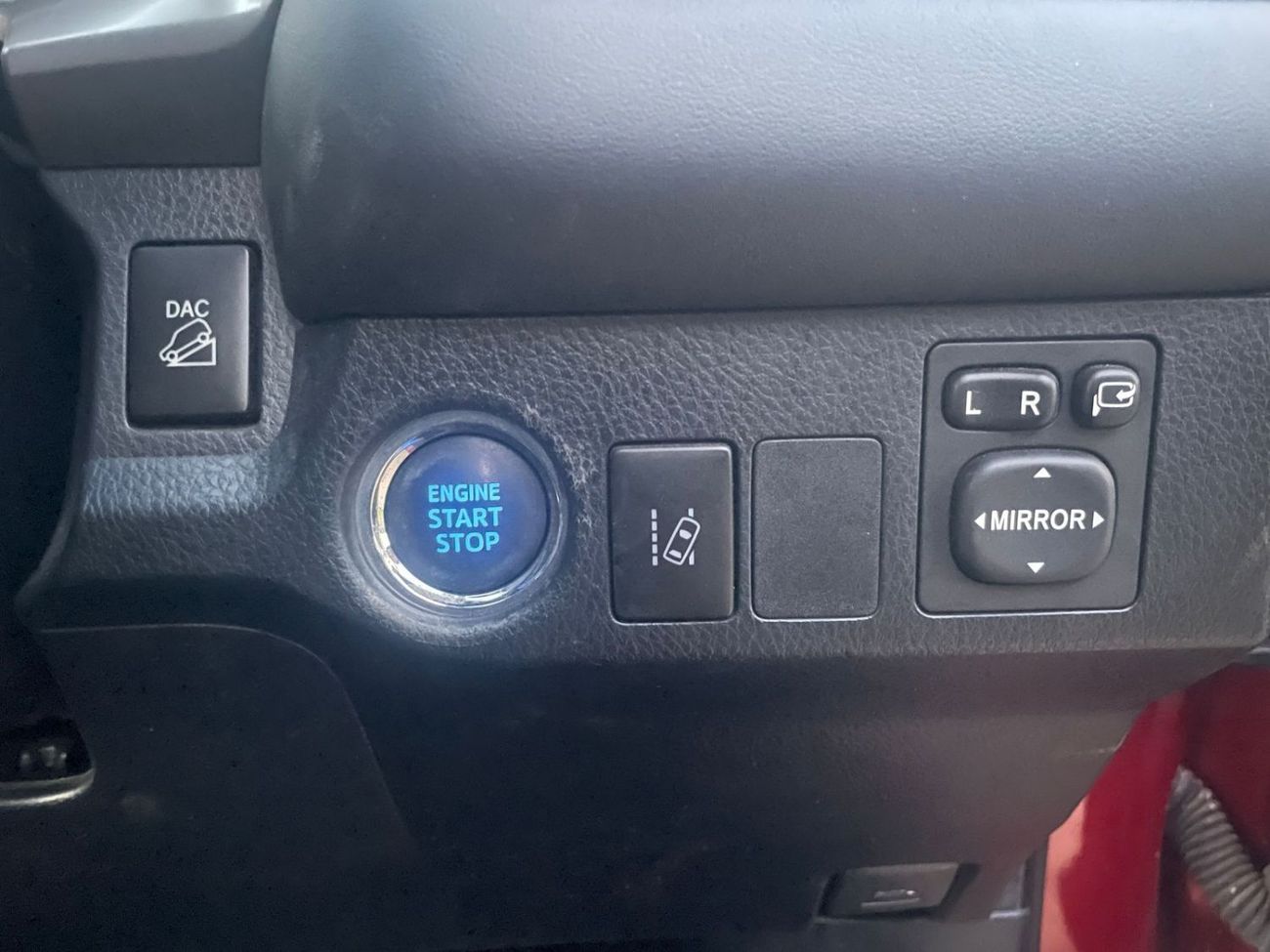 Toyota RAV4 ADVENTURE petrol ,2.5 liter ,right hand drive ,only for export available
