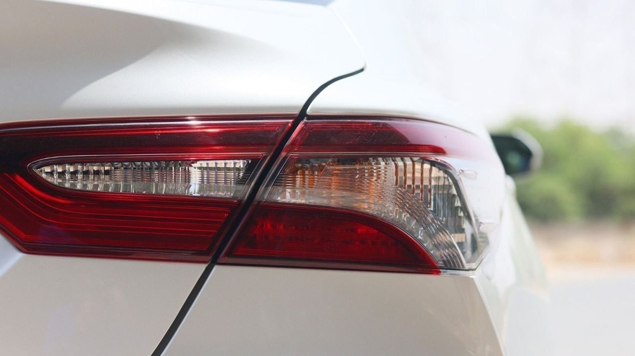 Toyota Camry S 2.5L (181 HP) | Agency Warranty | Full Service History | Zero Downpayment | Free Test Drive