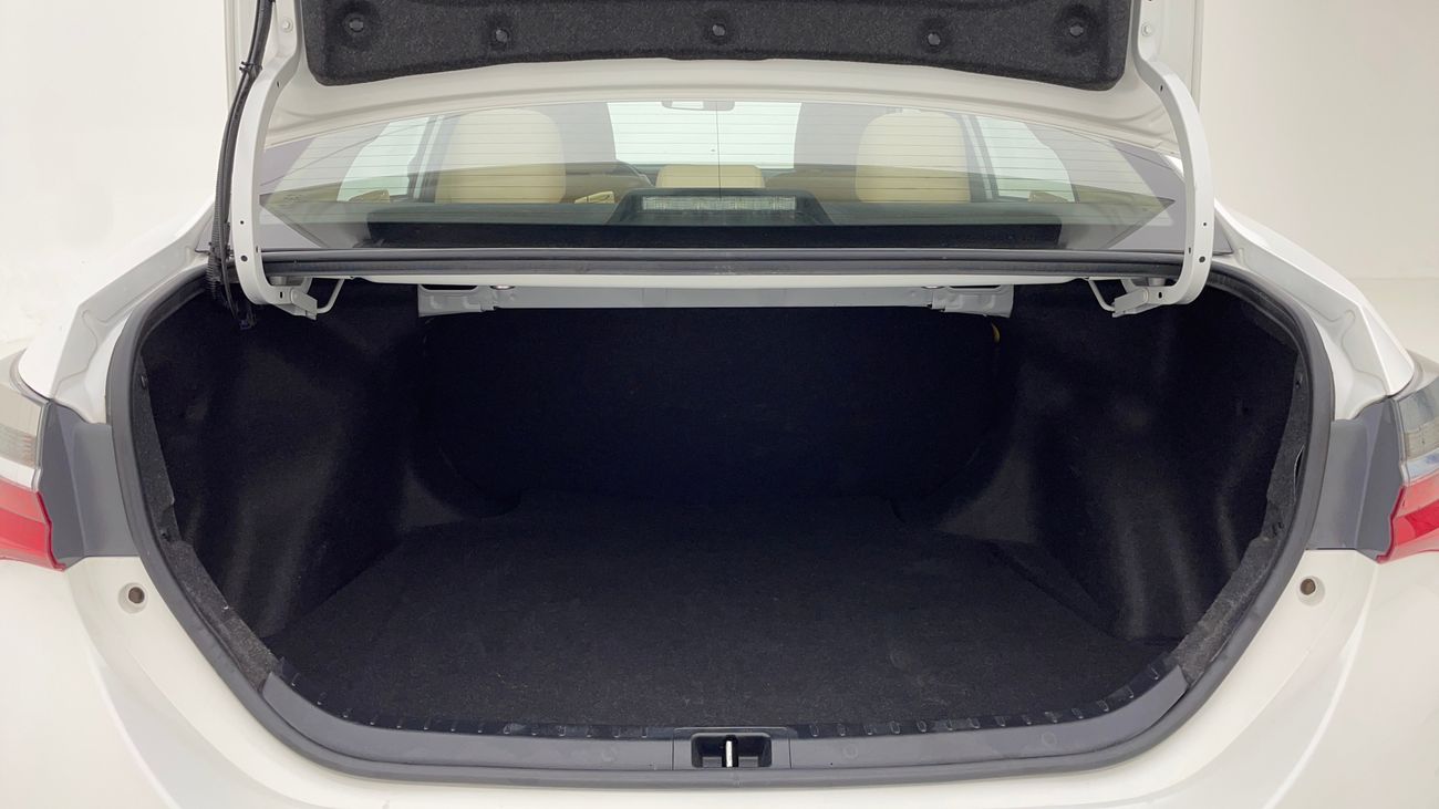 Toyota Corolla SE 1.6 | Zero Down Payment | Free Home Test Drive