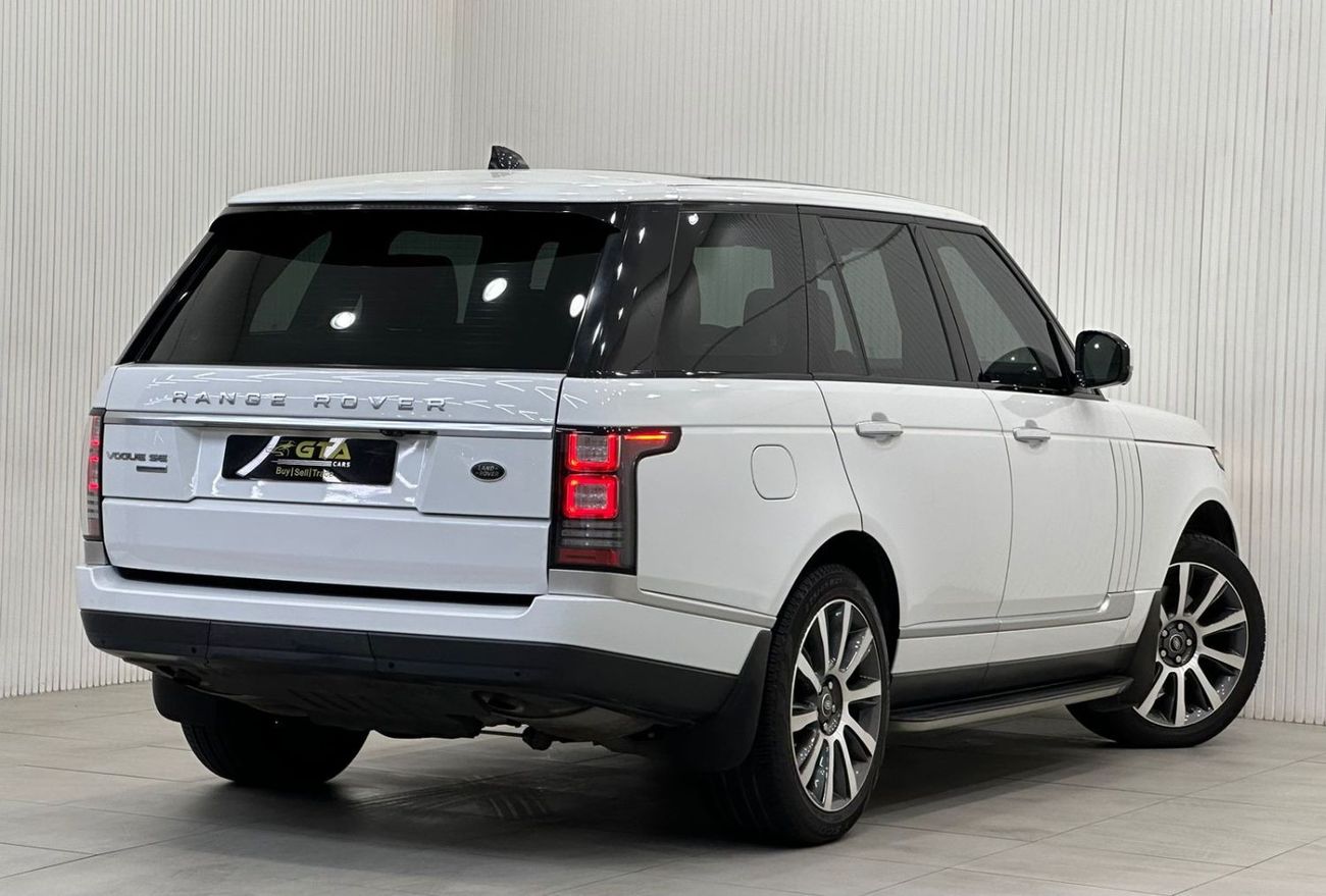 لاند روفر رينج روفر 2017 Range Rover Vogue SE Supercharged, 2024 Range Rover Warranty + Service Pack, Full Options, GCC