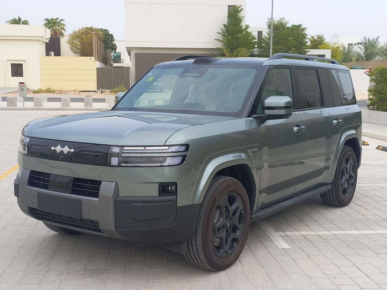 بي واي دي ليوبارد 7 ULTRA