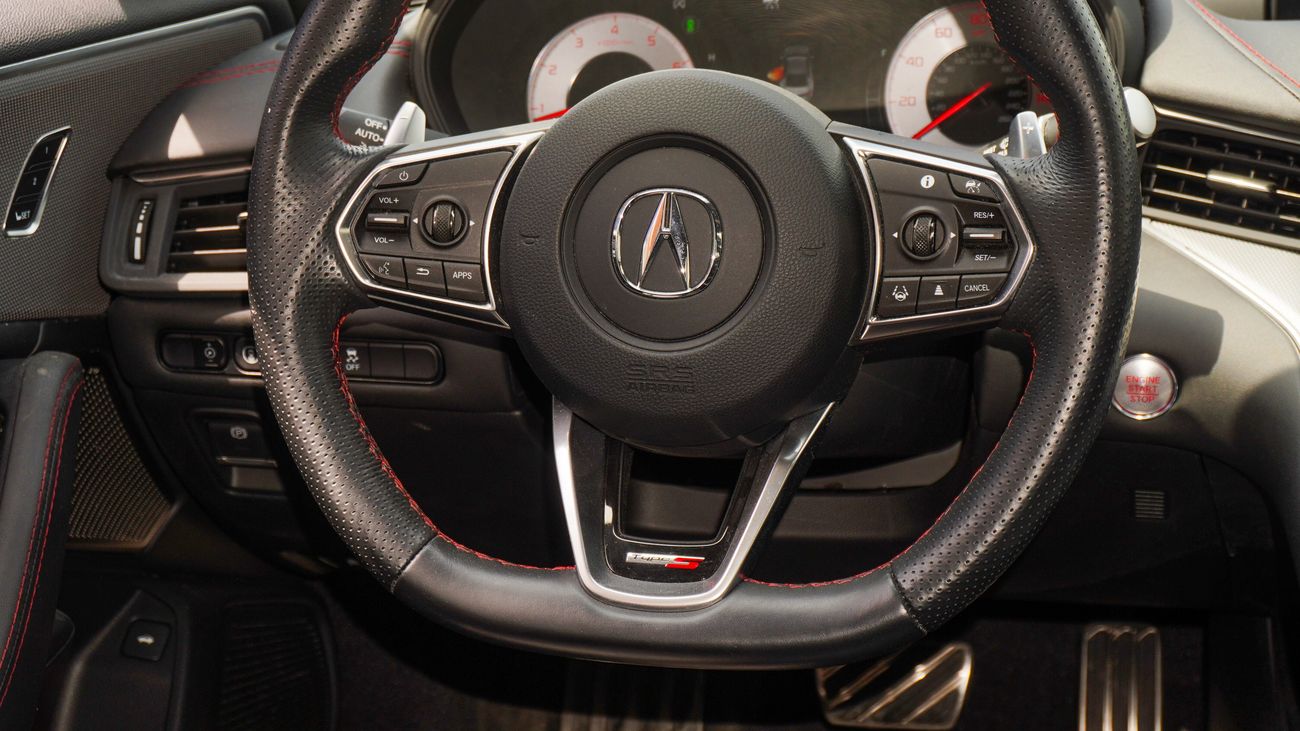 أكيورا TLX TYPE S