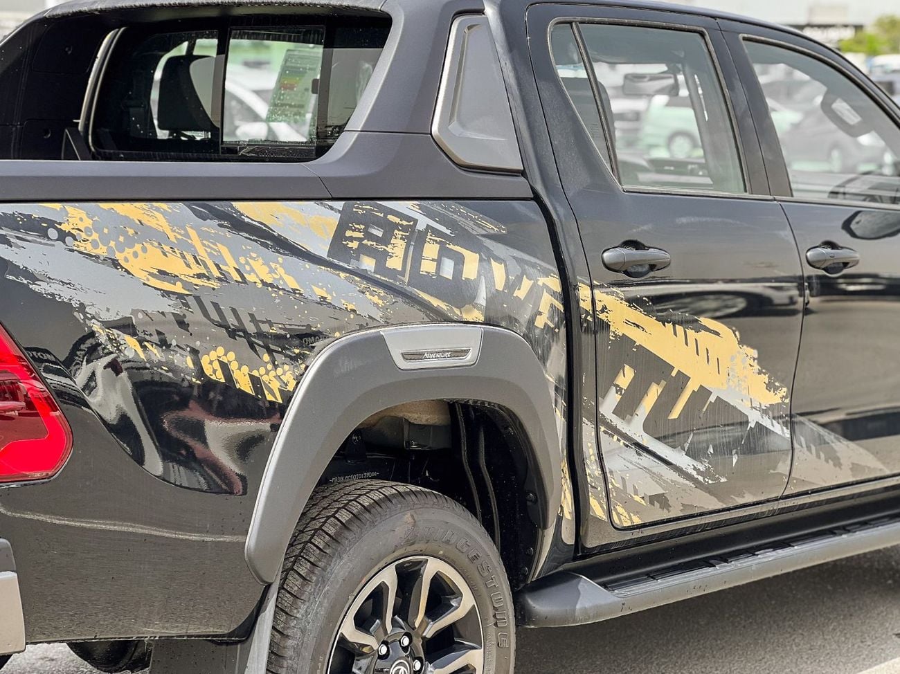 Toyota Hilux EXPORT ONLY - HILUX ADVENTURE 4.0L (WITH AIR COMPRESSOR)