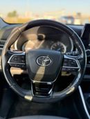 تويوتا هايلاندر Hybrid XLE premium sunroof,leather, push start