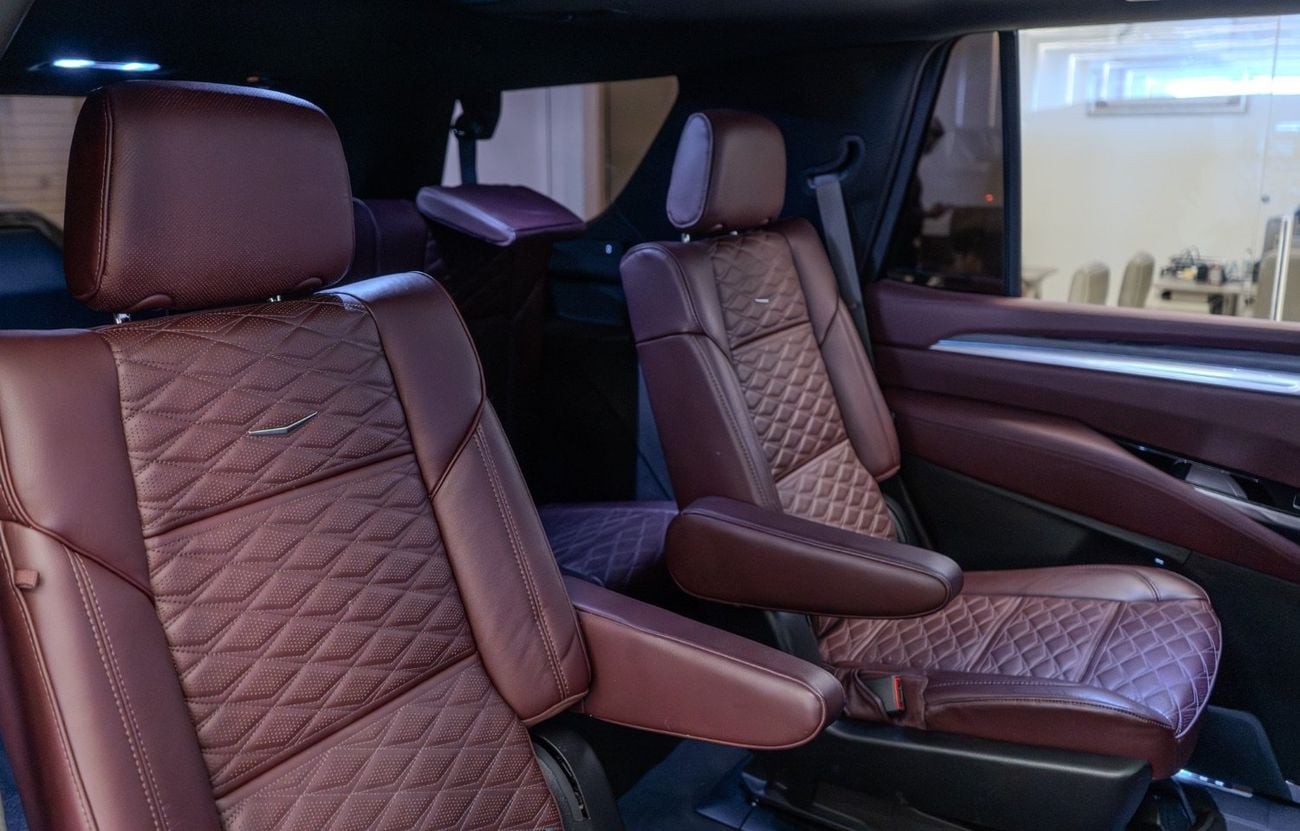 Cadillac Escalade Sport Platinum 6.2L 4WD 2025 Cadillac Escalade Sport Platinum, With Warranty & Service Contract, GCC