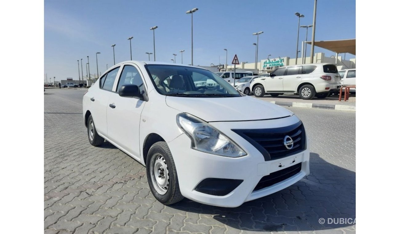 Nissan Sunny S S Nissan sunny 2017 GCC Very celen car