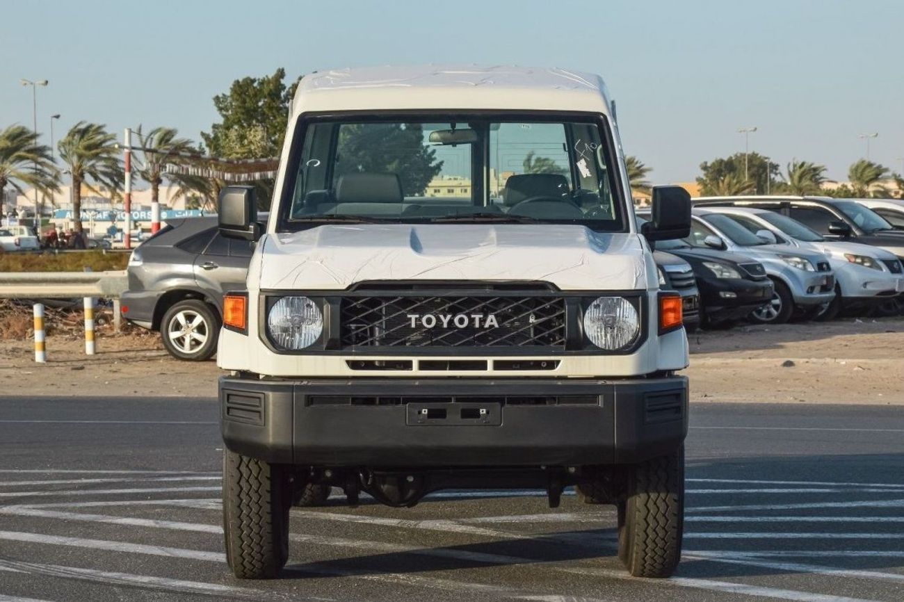 تويوتا لاند كروزر 70 TOYOTA LAND CRUISER 78 SERIES 4.0L 4WD PETROL SUV 2024 | AUTO TRANSMISSION | MANUAL WINDOWS | STEELS