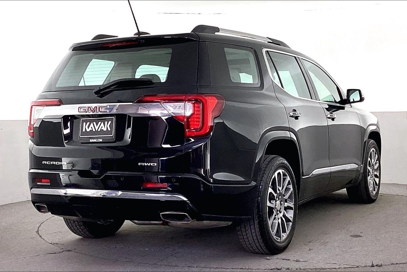 جي أم سي أكاديا Denali | National Day Celebration | شامل الضمان | 0 ﺪﻔﻋﺓ ﺃﻮﻟﻯ