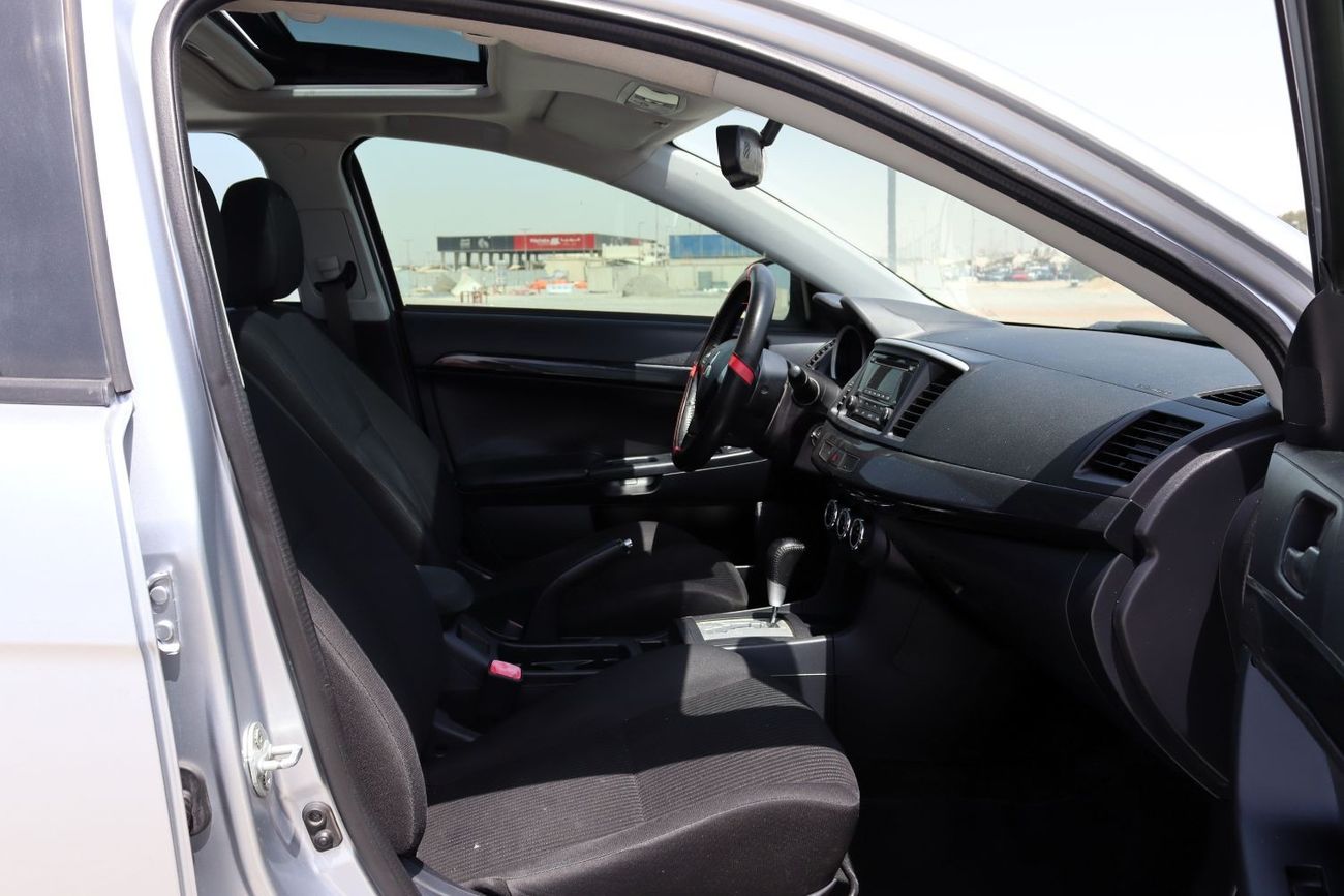 Mitsubishi Lancer ACCIDENTS FREE - GCC - 1600 CC - FULL OPTION - ORIGINAL PAINT