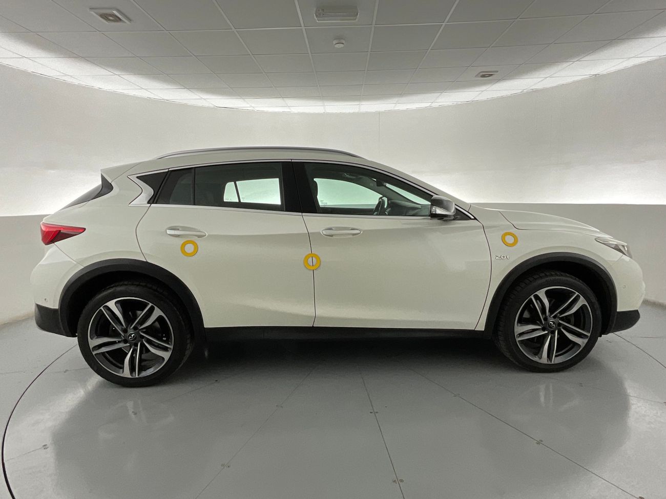 Infiniti QX30 Premium