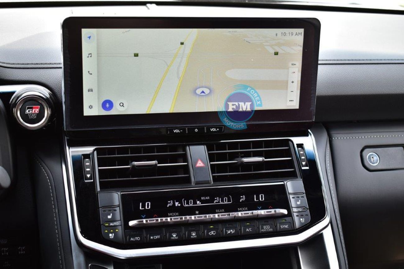 تويوتا لاند كروزر 300 GR-S 3.5 L Hybrid V6 7 Seat Automatic