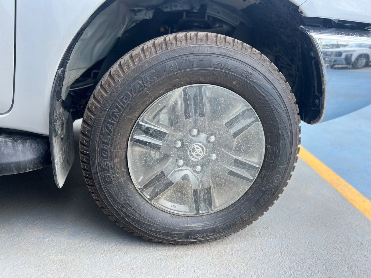 تويوتا هيلوكس تايوتا هايلوكس جي آر5  إس ار 2025٥